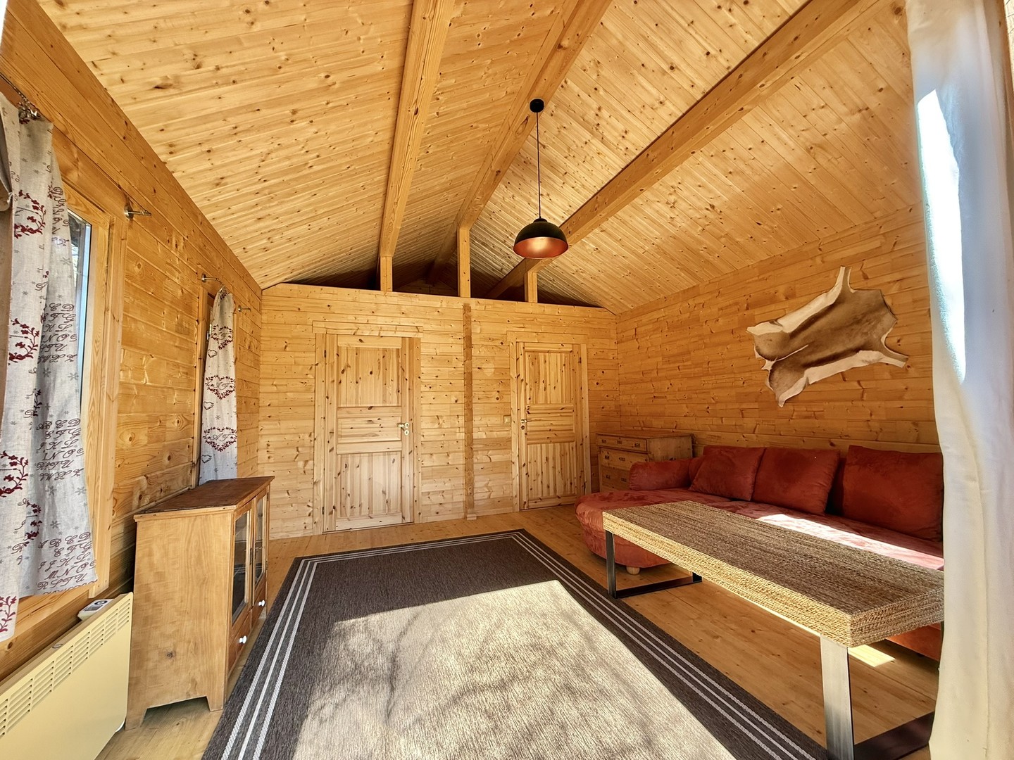 Blockhaus 2 · Wohnzimmer